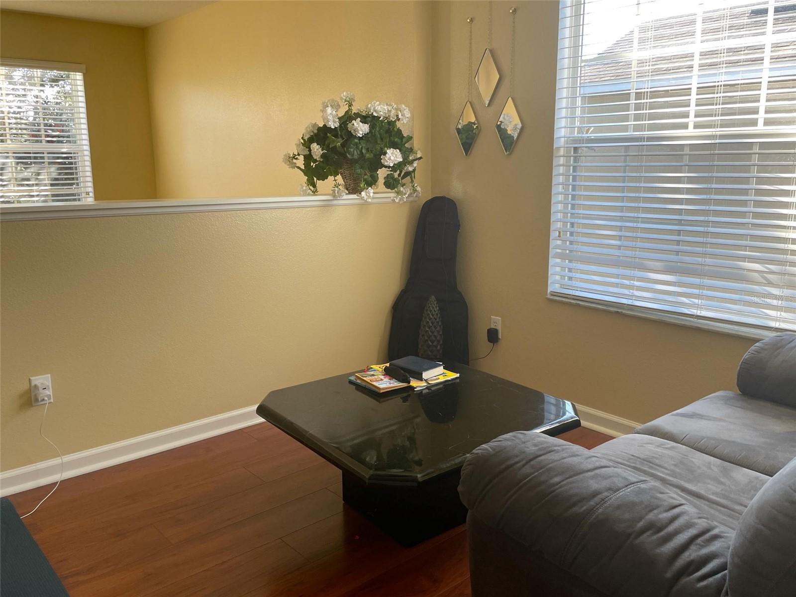 ENCLAVE/MOSS PARK PH2A - Residential Lease