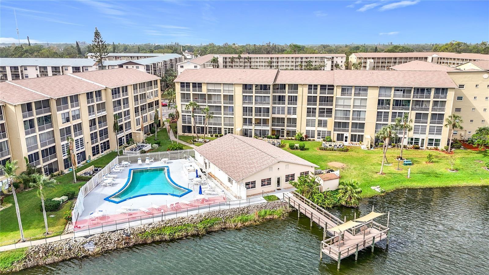 BAYSHORE ON THE LAKE CONDO APTS - Residential
