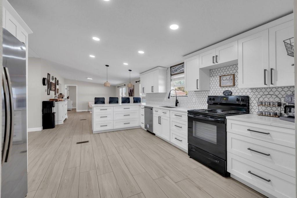 KEYSTONE PARK COLONY SUB - Residential