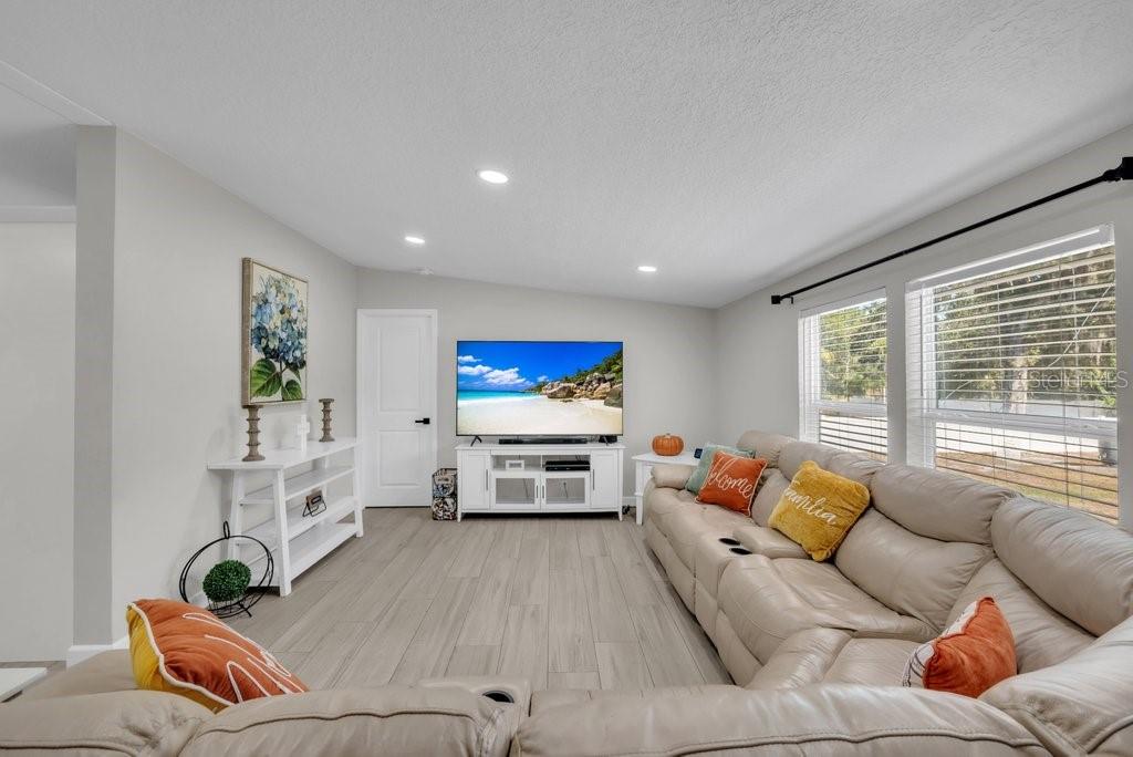 KEYSTONE PARK COLONY SUB - Residential