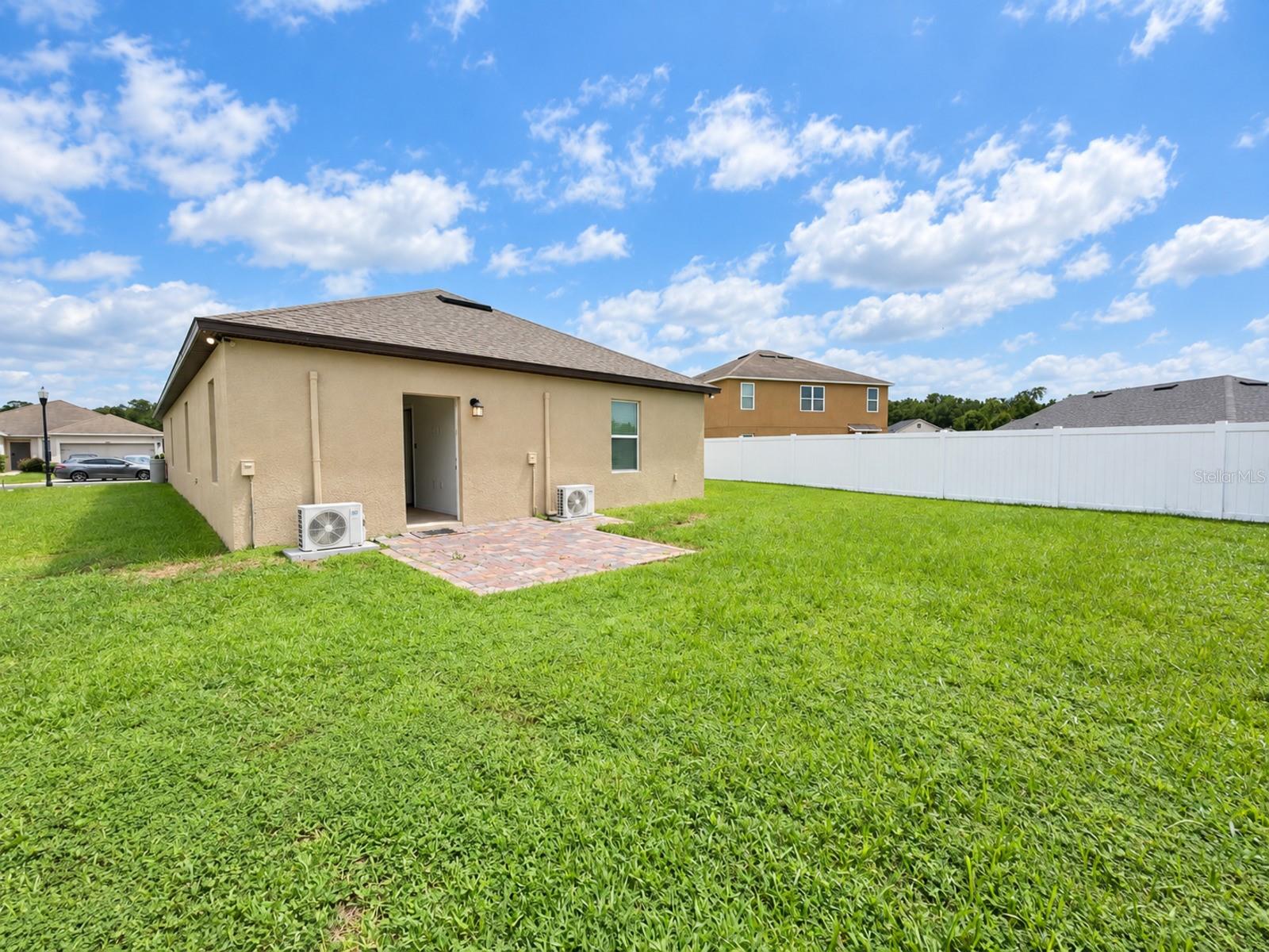 6183 GREY HERON DRIVE