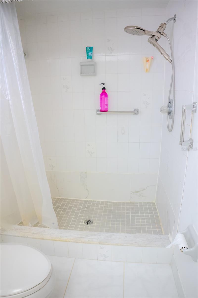 INVERNESS HIGHLANDS WEST - Residential