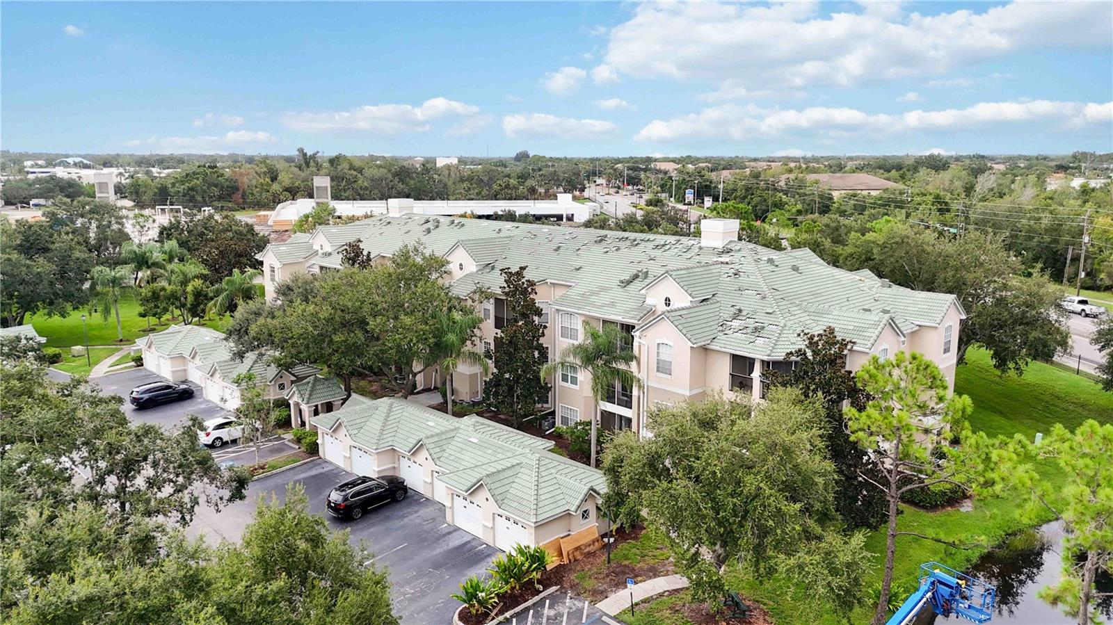 SERENADE ON PALMER RANCH - Residential Lease