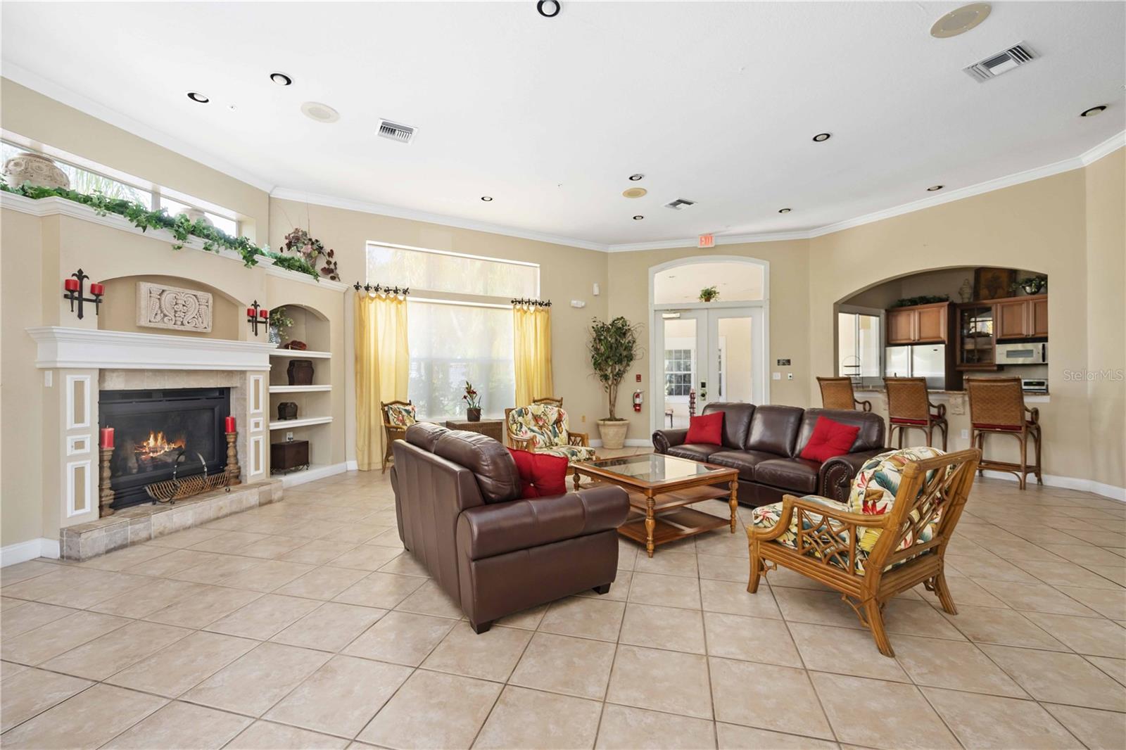 SERENADE ON PALMER RANCH - Residential Lease
