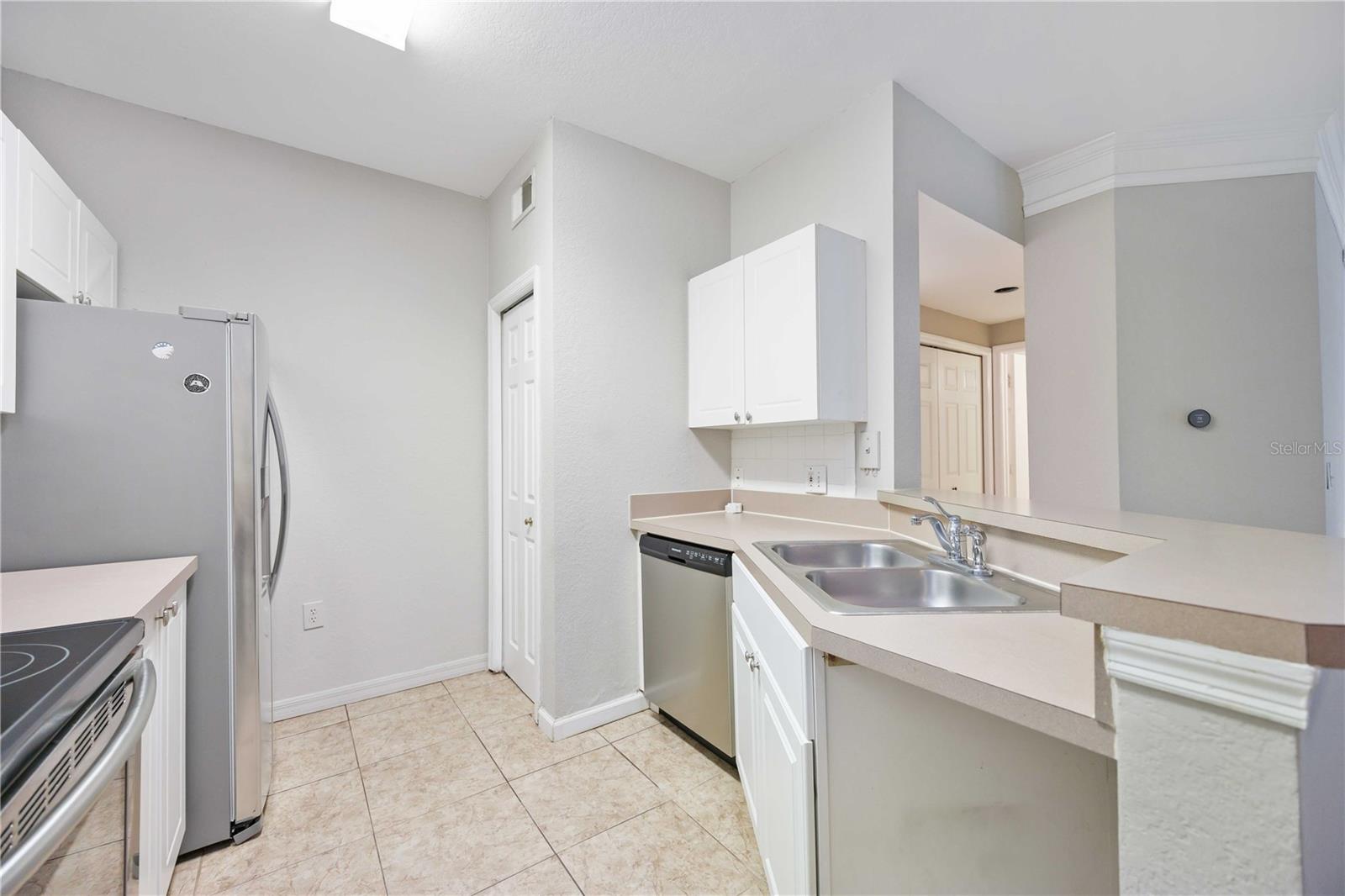 SERENADE ON PALMER RANCH - Residential Lease