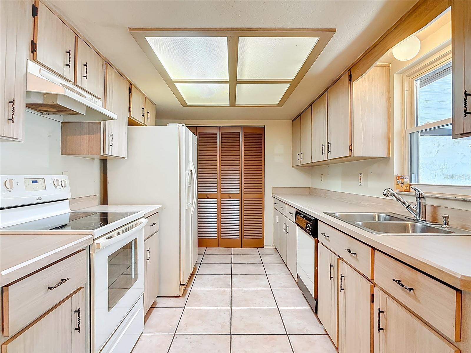 PELICAN COVE WEST PH 02 - Residential