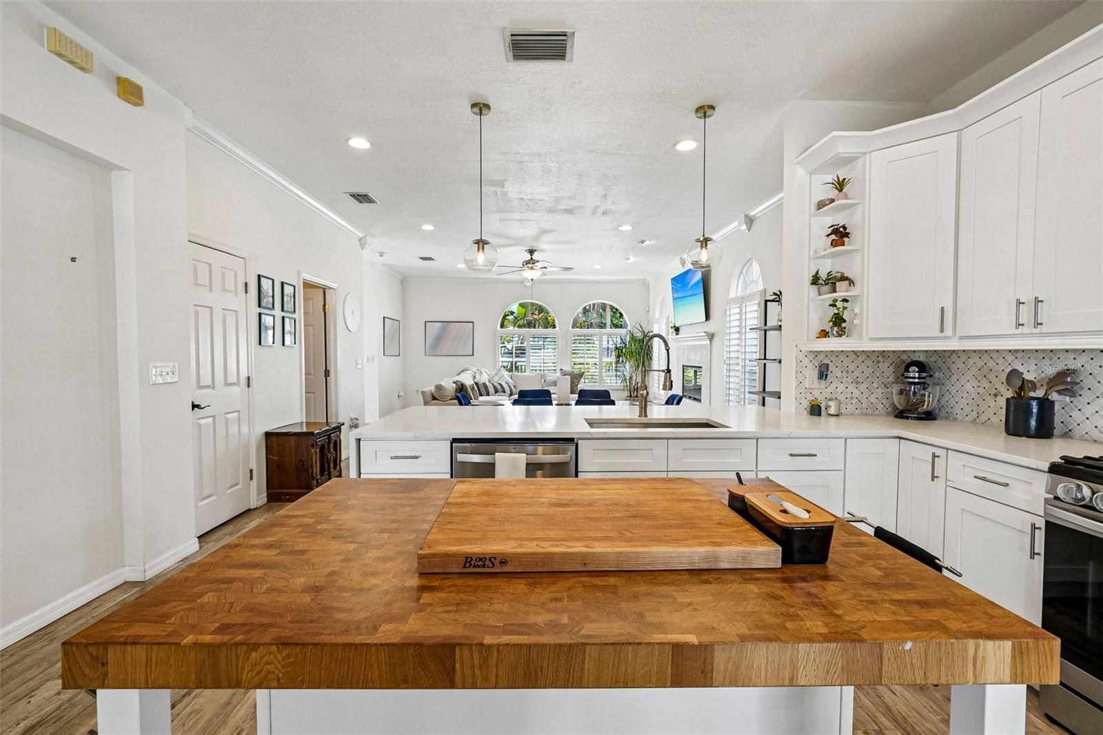 PINELLAS ADD TO ST PETERSBURG FLA - Residential