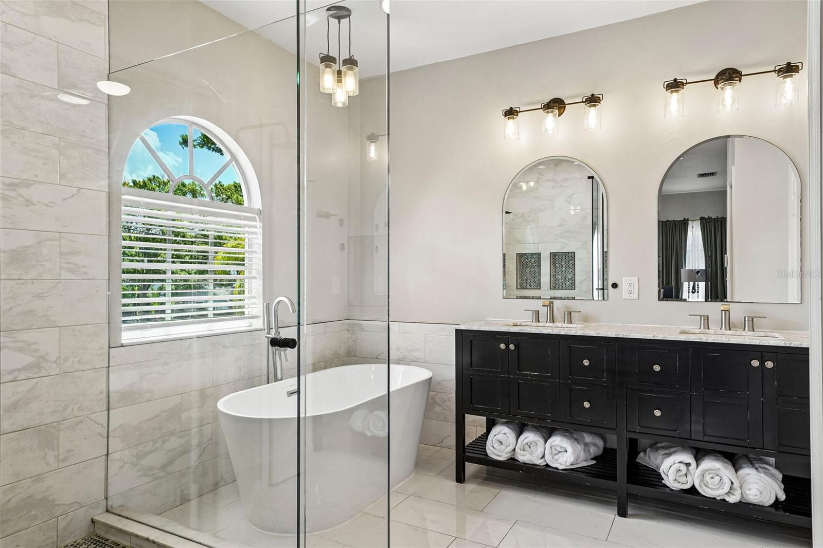 PINELLAS ADD TO ST PETERSBURG FLA - Residential