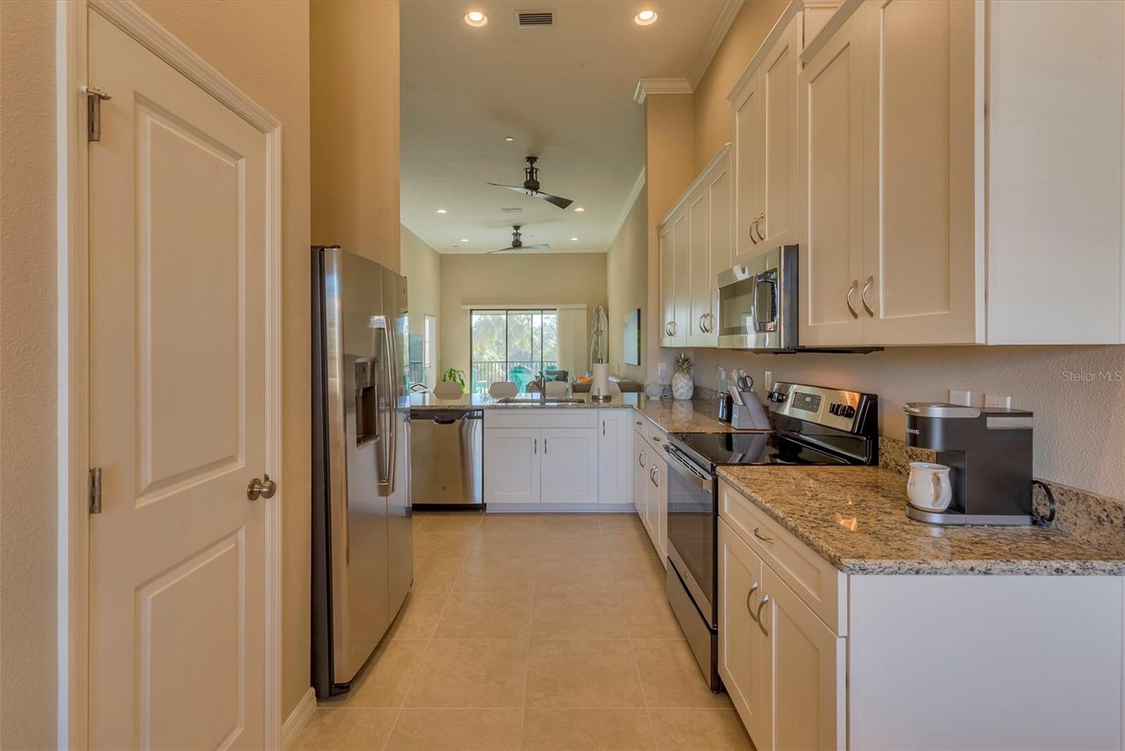 13816 MESSINA LOOP 203, LAKEWOOD RANCH, FL, 34211 3 13816 MESSINA LOOP 203