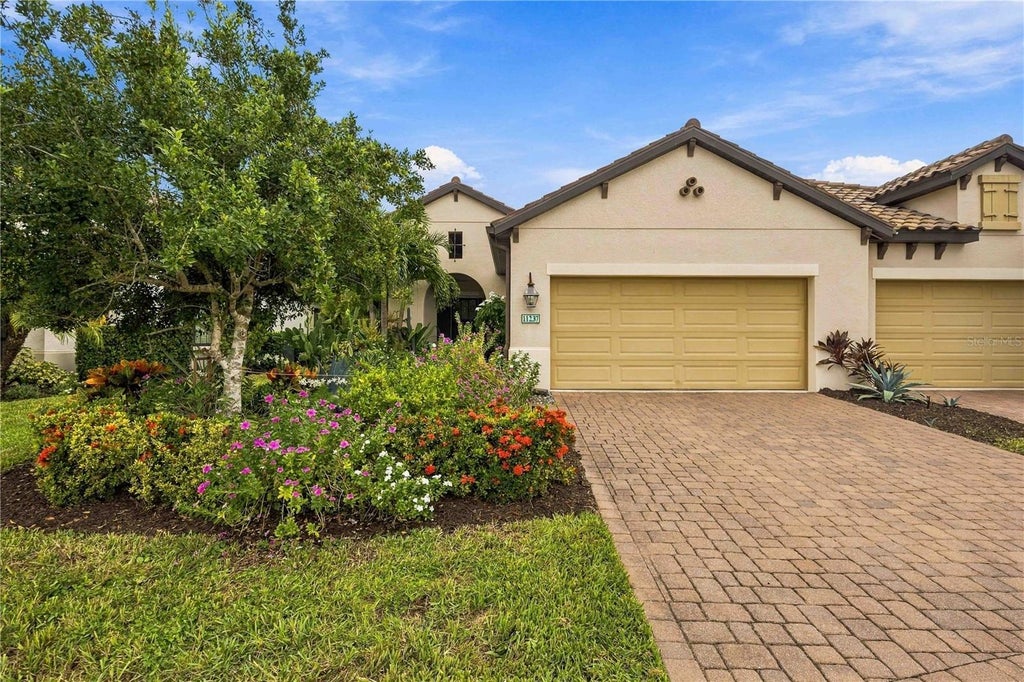 Photo of 11237 Mcdermott Court, Englewood, FL 34223 (MLS # C7531635)
