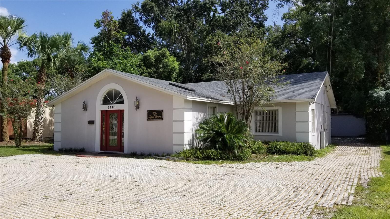 Office Space for Lease – 2110 E. Robinson St., Orlando, FL 32803
Welcome to your next professional office location in the heart of Orlando’s vibrant Milk District. This 2,115 SF single-story office building offers a prime location just one mile from downtown Orlando, with easy access to I-4, SR 408, and the Orlando Executive Airport.
Property Highlights:
• Building Size: 2,115 SF | Lot Size: 0.23 acres
• Layout: Flexible floor plan with potential for up to 6 private offices, or configurations including conference rooms and open workspaces
• Interior Features: Central reception area, kitchen, hardwood floors, Cat-5 wiring, Wi-Fi, and fiber optic availability
• Recent Upgrades: New roof (2025,) New flooring, fresh paint, and modernized finishes (2020 renovation)
• Amenities: 24-hour access, central heating and air conditioning
• Parking: Ample
• Incentives: Up to 3 months free rent with qualifying lease terms
Location Benefits:
• Situated in the dynamic Milk District, known for its creative energy and proximity to downtown
• Minutes from the courthouse, Colonial Plaza, and Fashion Square Mall
• Surrounded by restaurants, retail, and professional services
This is an ideal space for law firms, creative agencies, tech startups, or any professional office use. Act now to customize the finishing touches to your brand’s style.
Lease Rate: $4950
Availability: June 2025
Contact: Eric Bolves