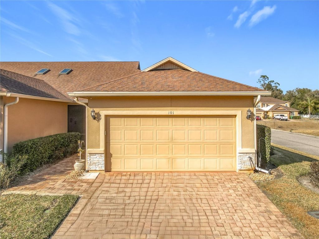 Photo of 101 Tammie Sue Lane, Deland, FL 32724 (MLS # O6380382)