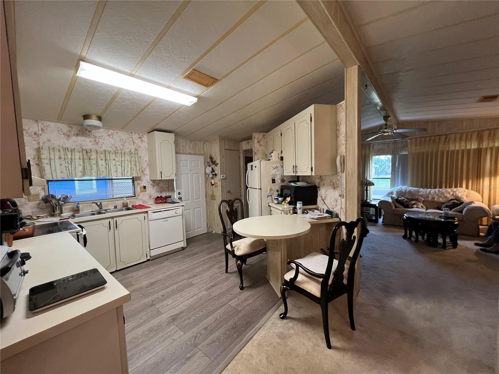 109 LYONIA LANE