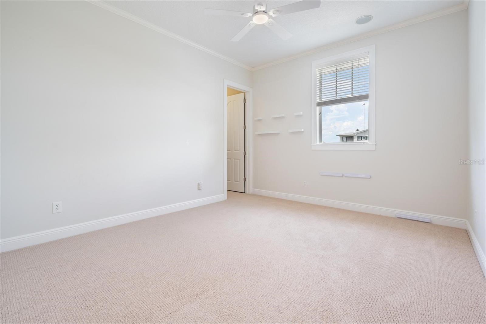 DAVIS ISLANDS PB10 PG52 TO 57 - Residential