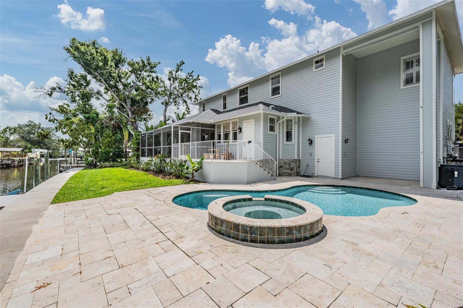 DAVIS ISLANDS PB10 PG52 TO 57 - Residential