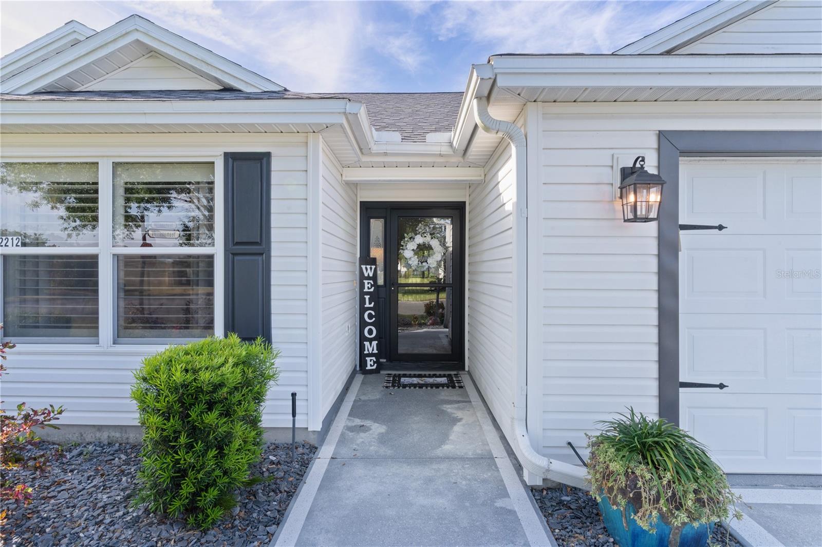 2212 YEAMANS PLACE