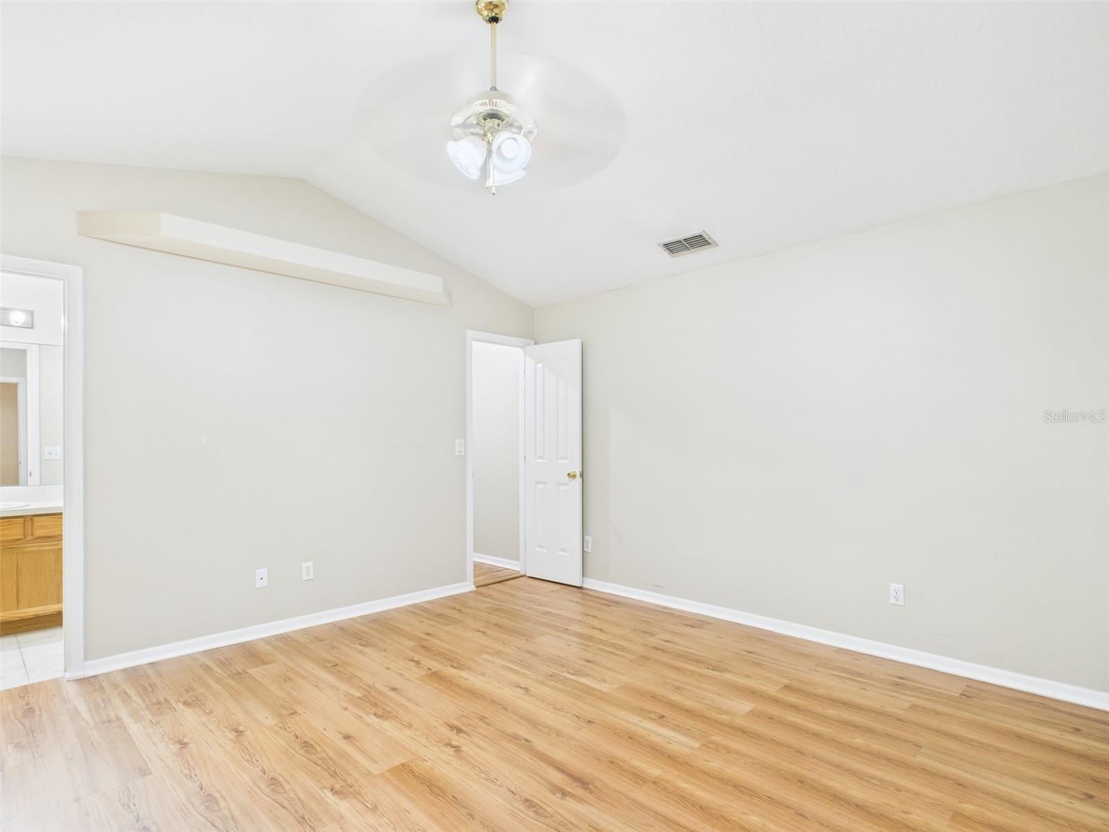 CLERMONT EAST LAKE RIDGE SUB - Residential