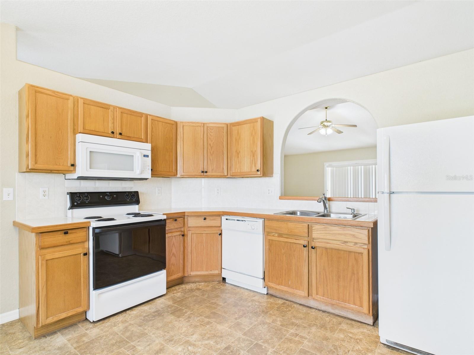 CLERMONT EAST LAKE RIDGE SUB - Residential