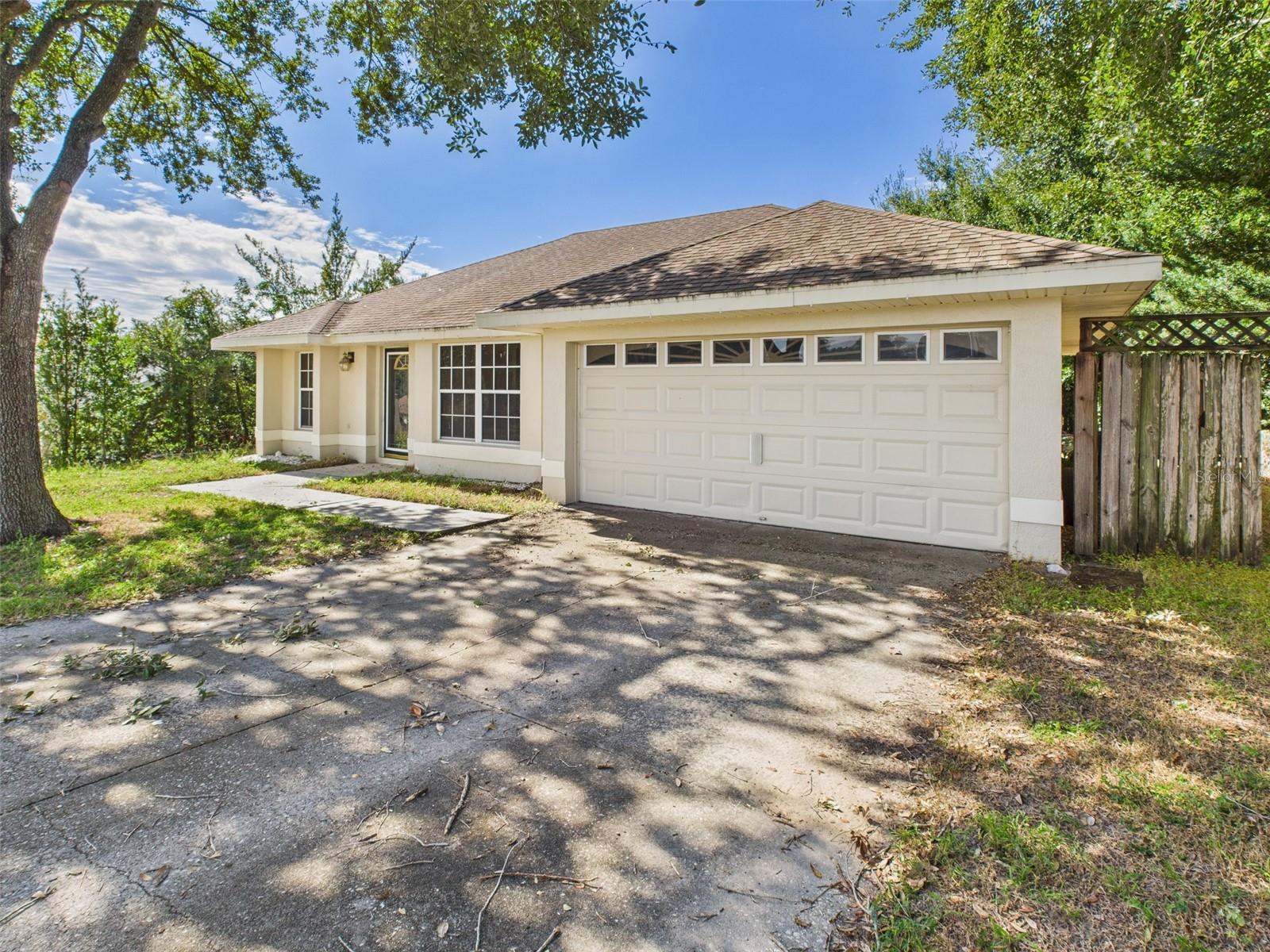 CLERMONT EAST LAKE RIDGE SUB - Residential