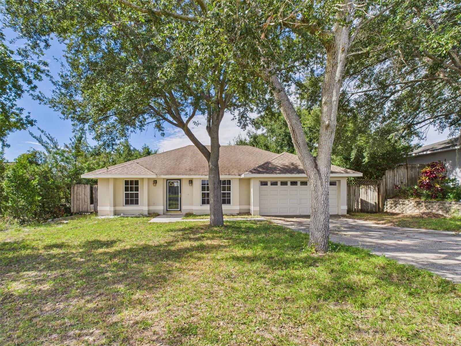 CLERMONT EAST LAKE RIDGE SUB - Residential