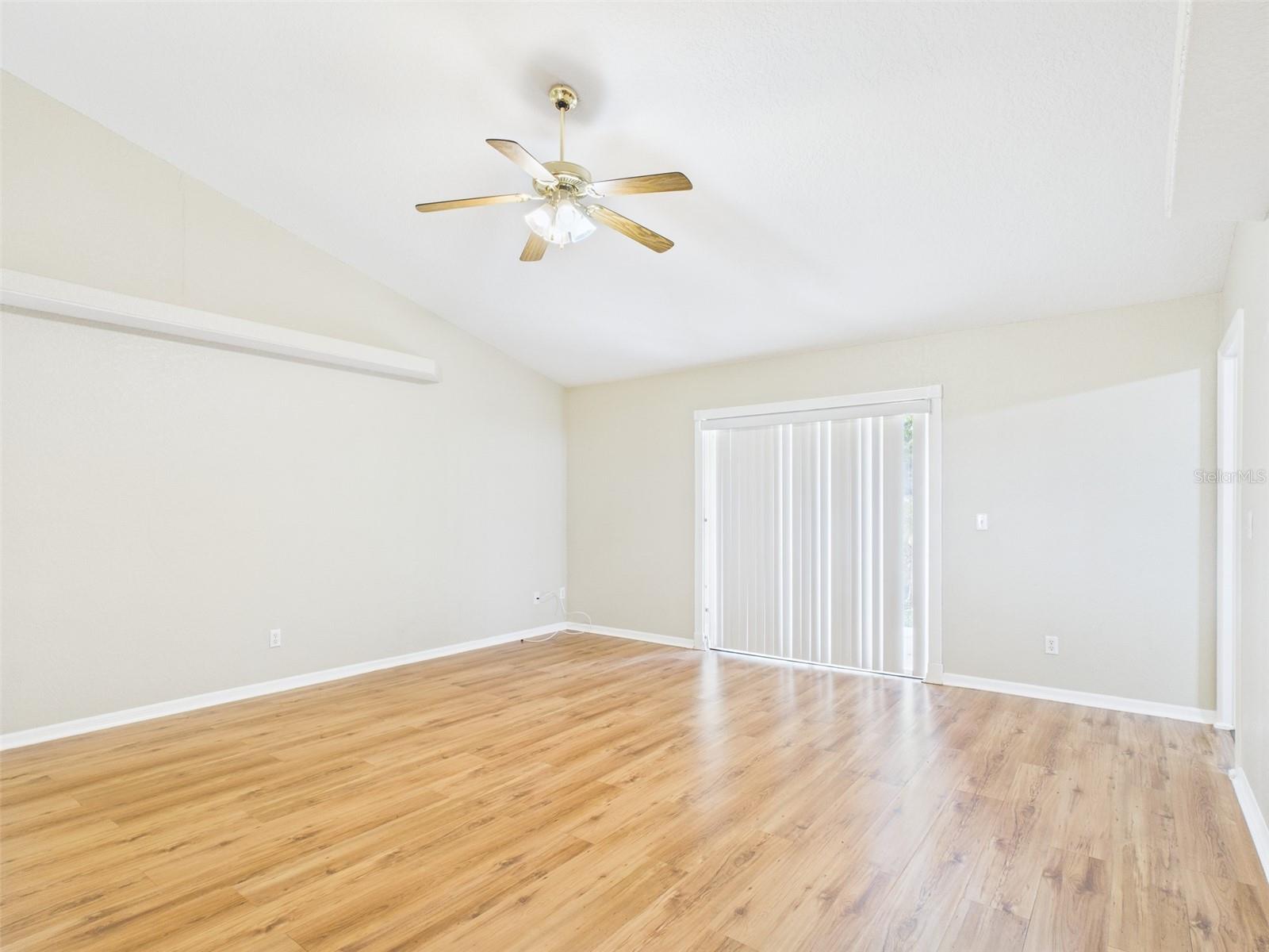 CLERMONT EAST LAKE RIDGE SUB - Residential