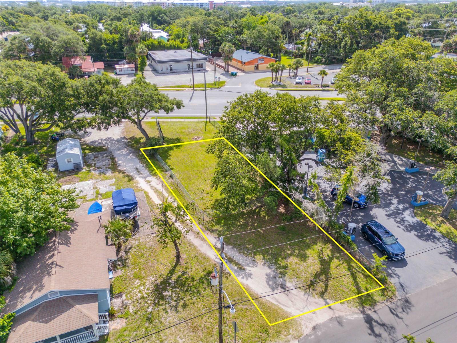 527 DORA STREET