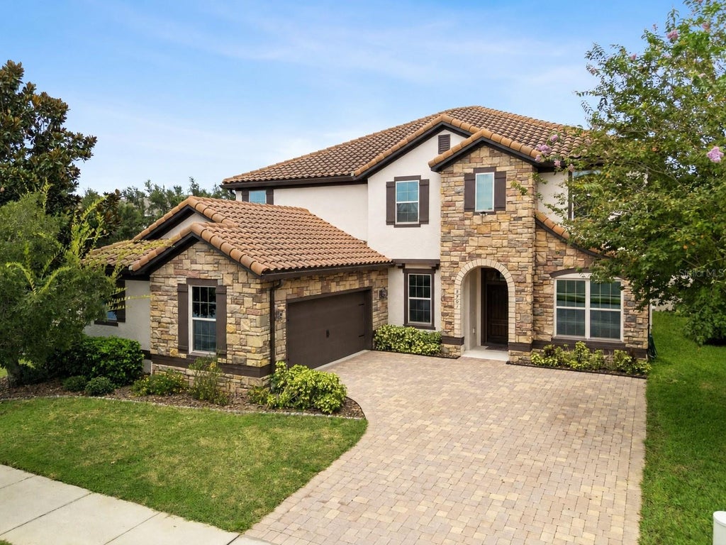 Photo of 8701 Iron Mountain Trail, Windermere, FL 34786 (MLS # O6433721)