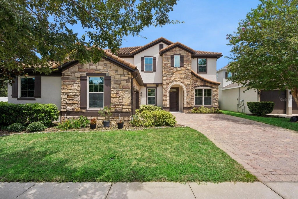 Photo of 8701 Iron Mountain Trail, Windermere, FL 34786 (MLS # O6433721)