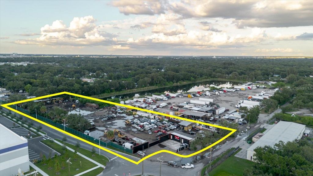 Photo of 5404 S 24th Avenue, Tampa, FL 33619 (MLS # TB8429219)