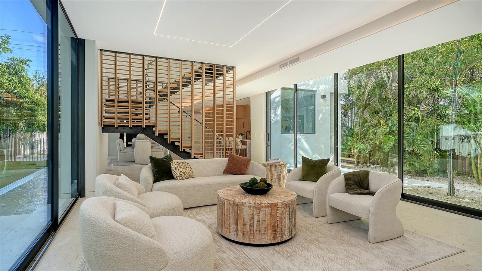 SEMINOLE HEIGHTS - Residential