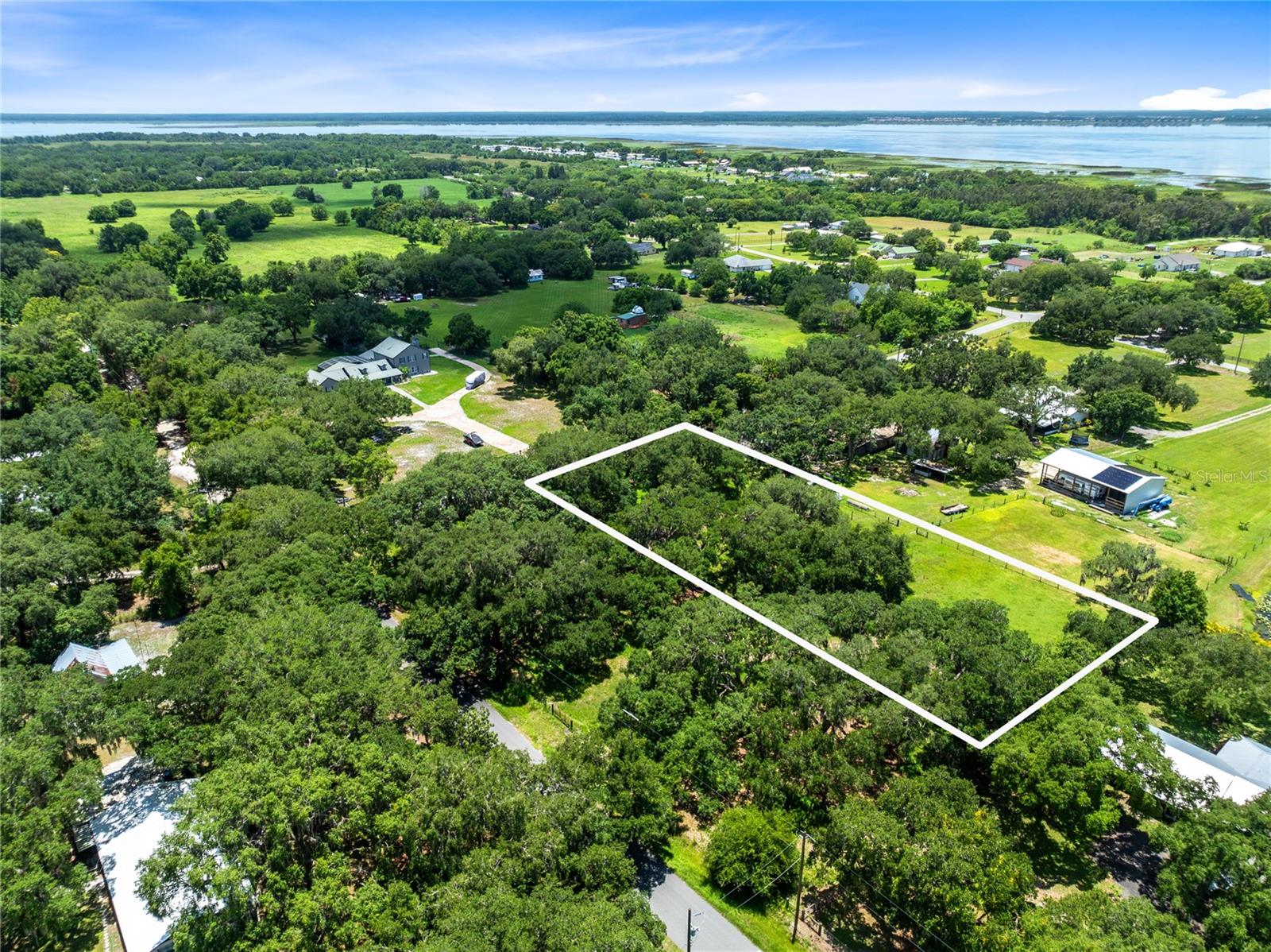 KISSIMMEE PARK - Land