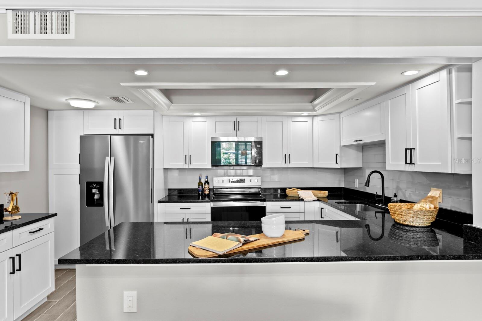 100 OAKMONT LANE 105