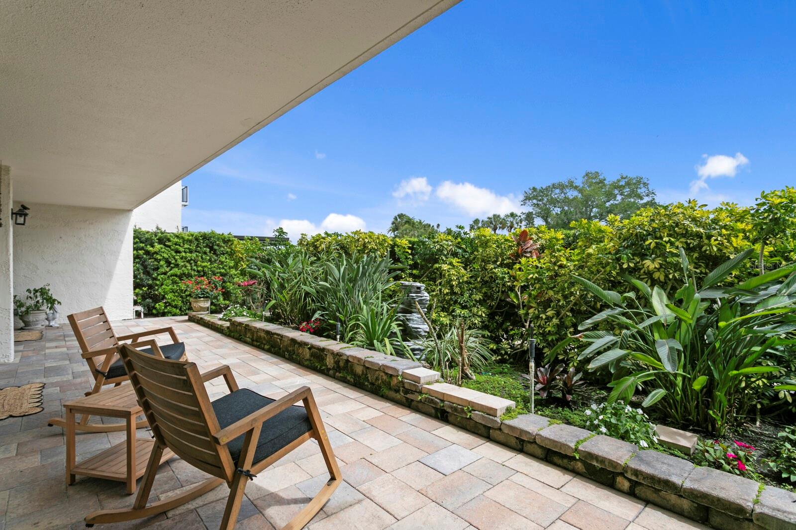 100 OAKMONT LANE 105