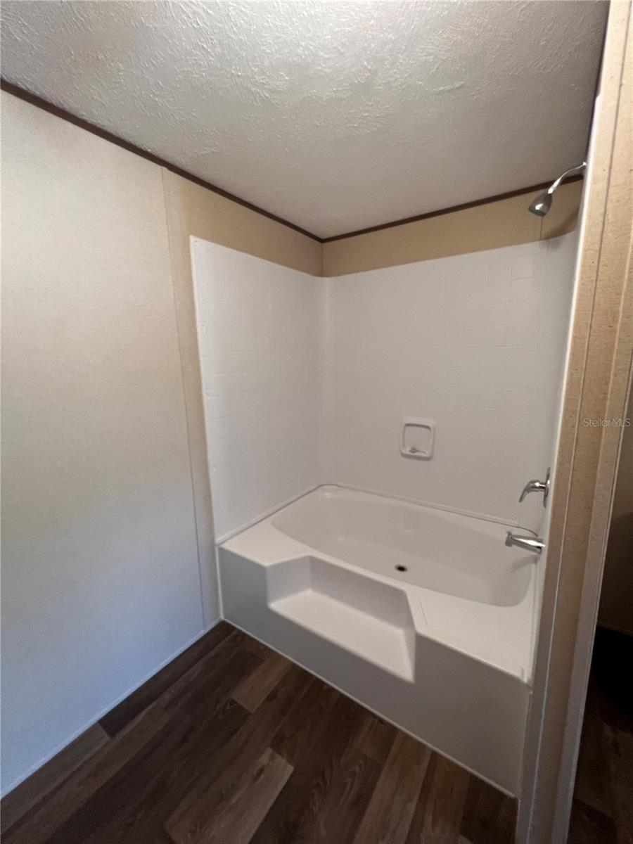 LAKE CALOOSA LANDING PH 02 - Residential