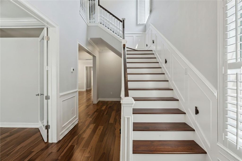 Photo of 4475 Twinview Lane, Orlando, FL 32814 (MLS # O6403983)