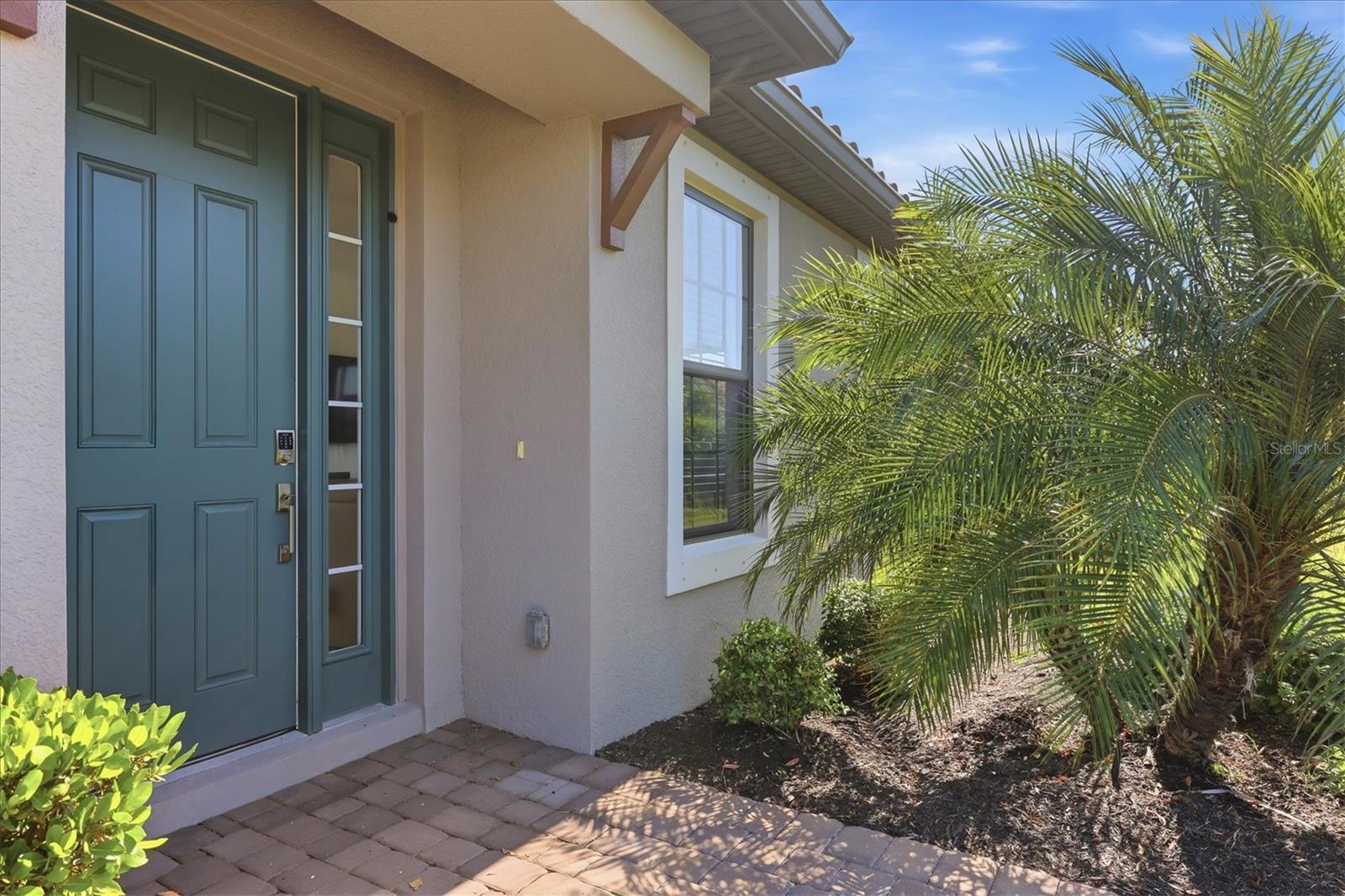 ESPLANADE AT AZARIO - Residential Lease