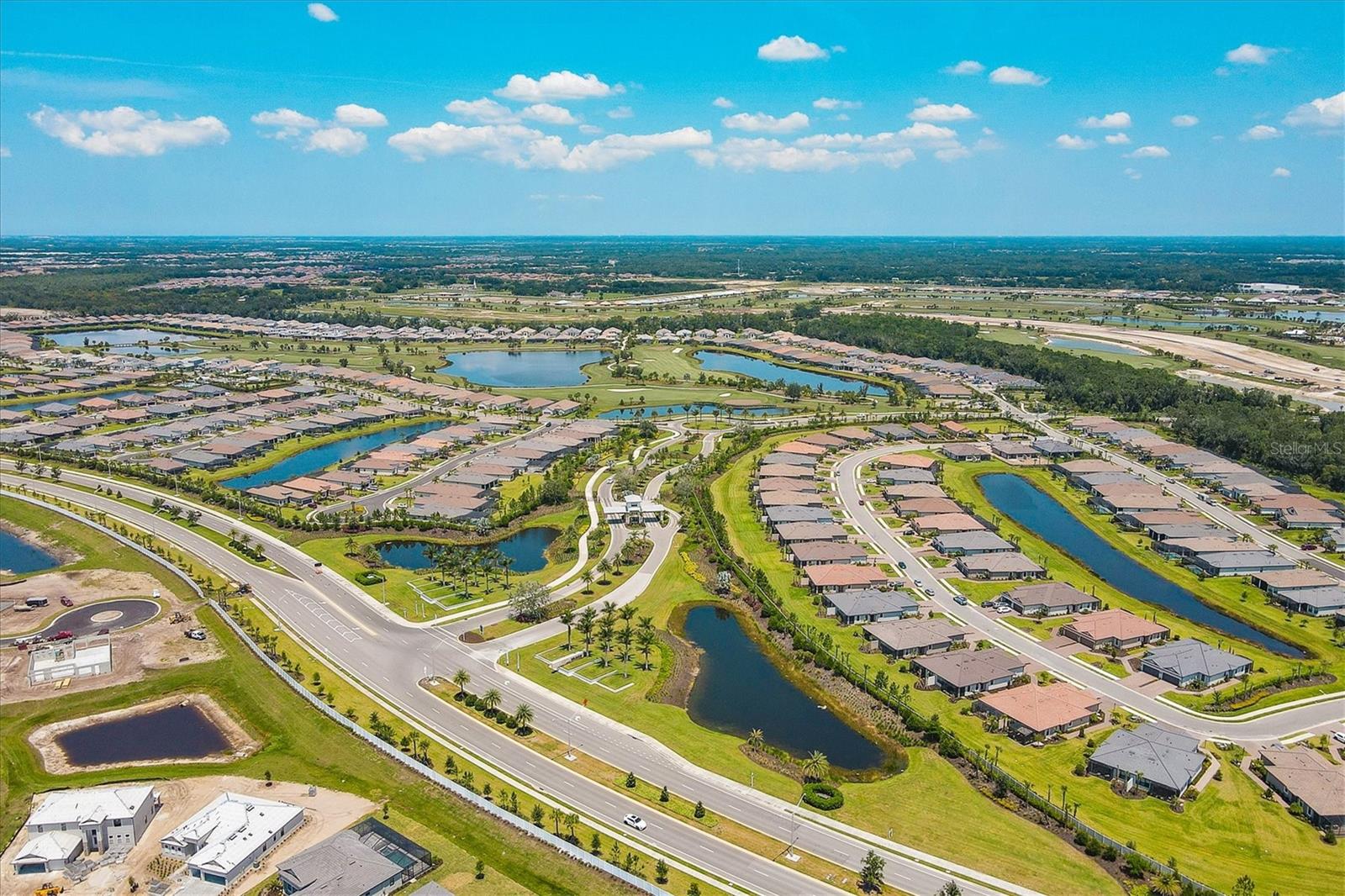 ESPLANADE AT AZARIO - Residential Lease