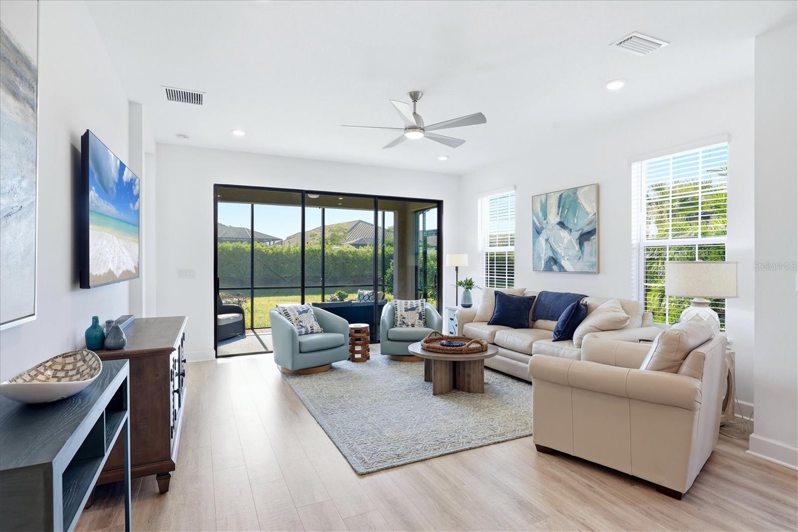 ESPLANADE AT AZARIO - Residential Lease