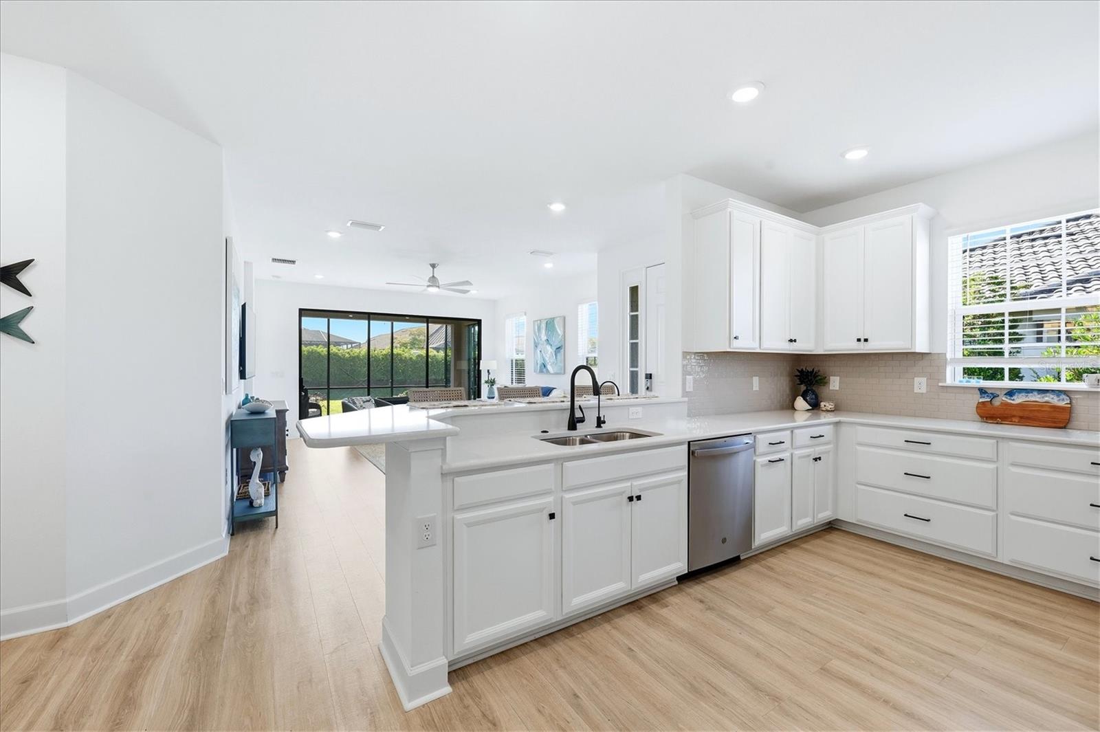 ESPLANADE AT AZARIO - Residential Lease