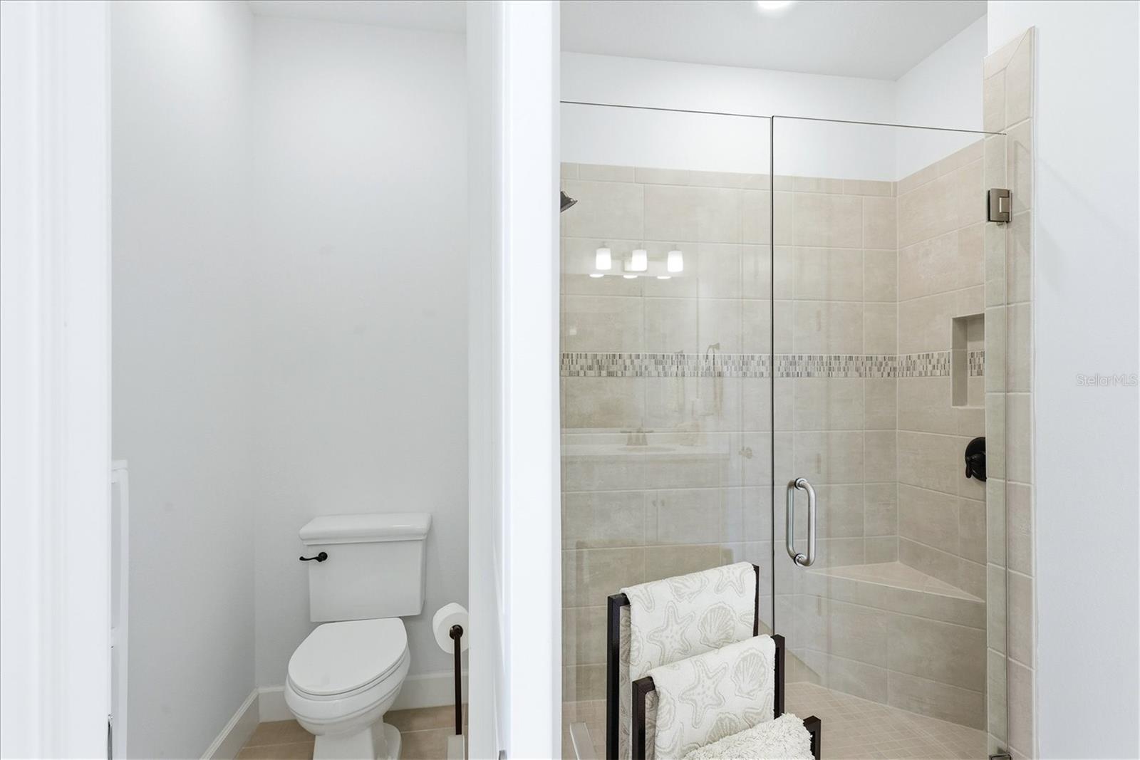 ESPLANADE AT AZARIO - Residential Lease
