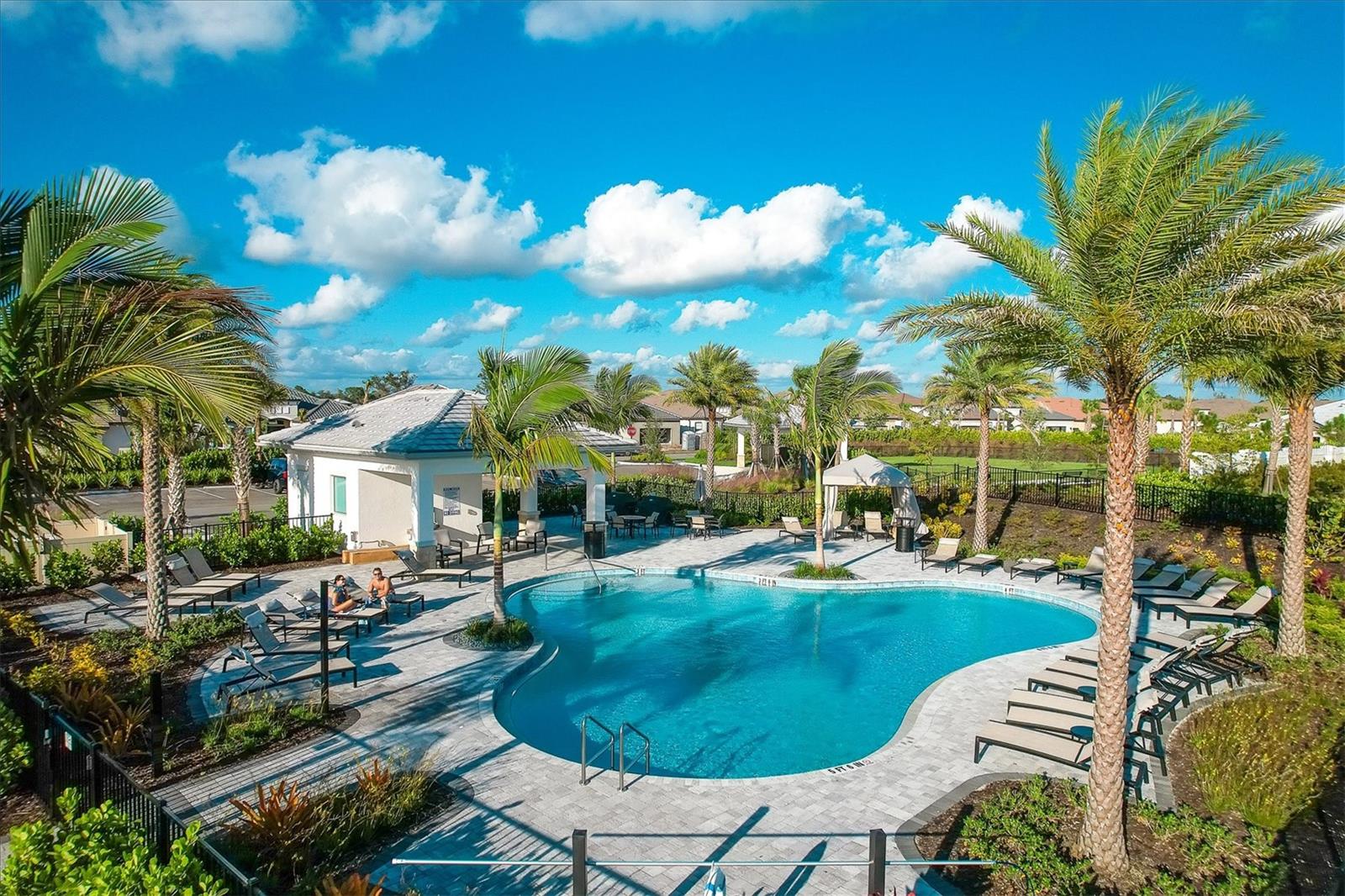 ESPLANADE AT AZARIO - Residential Lease