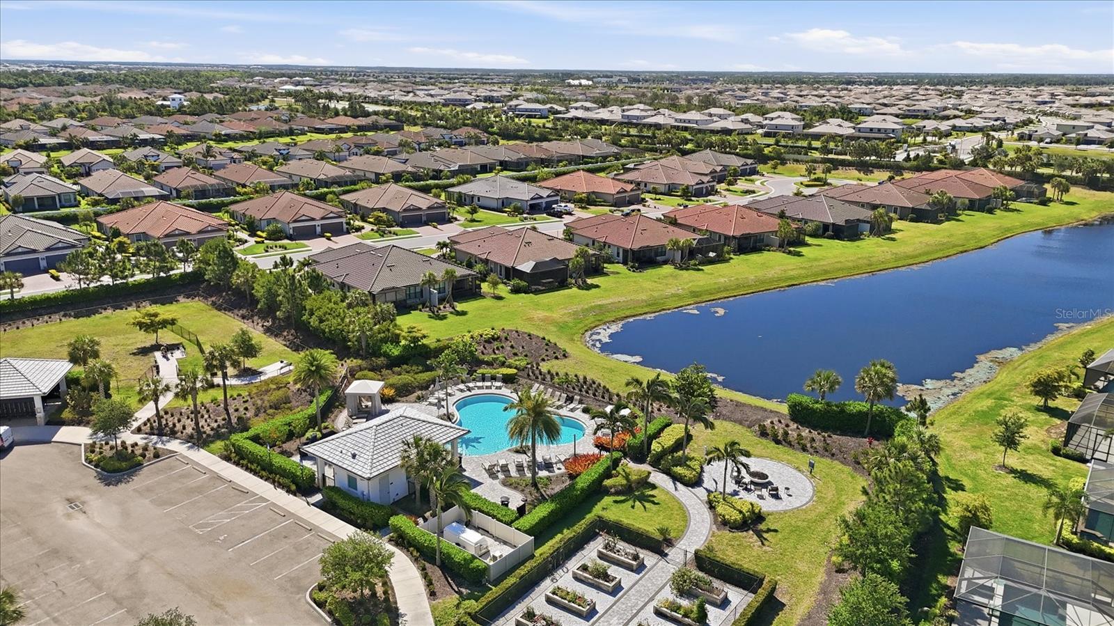 ESPLANADE AT AZARIO - Residential Lease