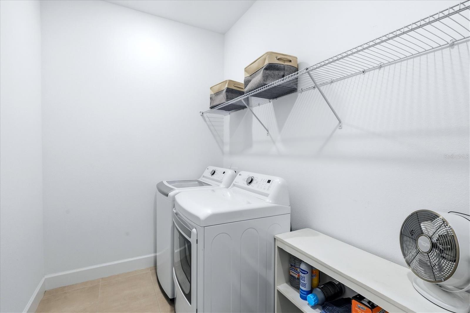 ESPLANADE AT AZARIO - Residential Lease