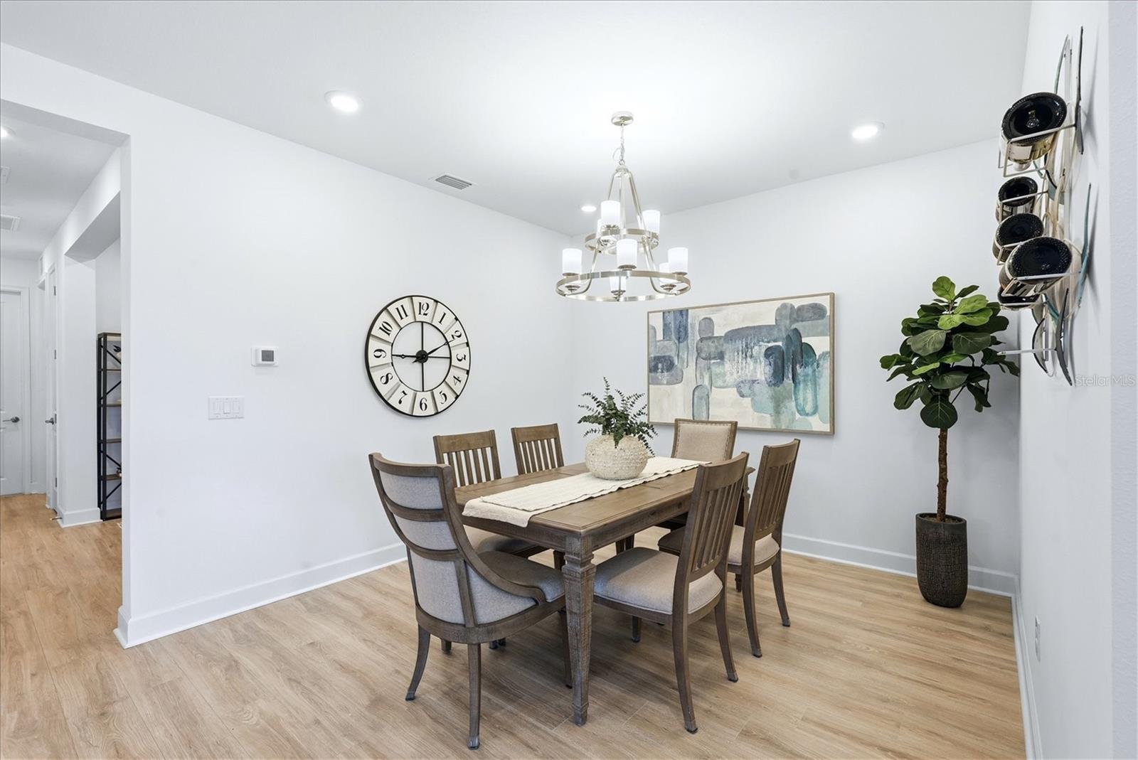 ESPLANADE AT AZARIO - Residential Lease