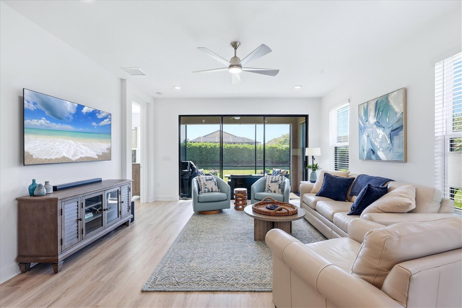 ESPLANADE AT AZARIO - Residential Lease