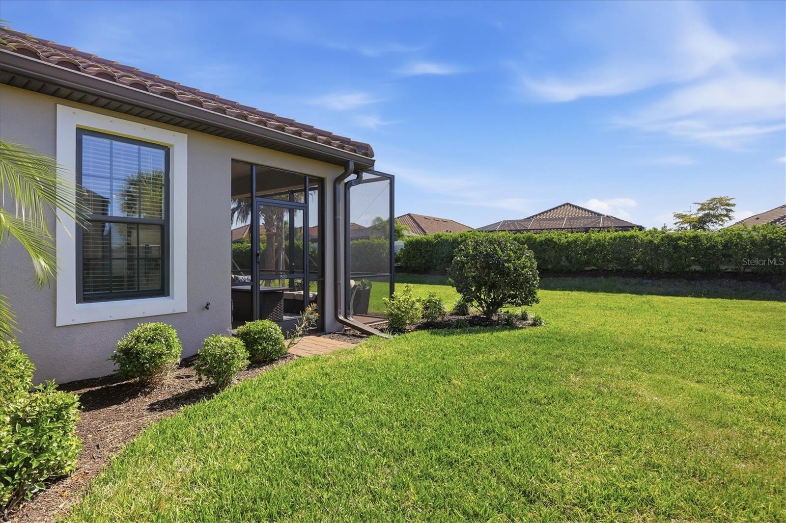 ESPLANADE AT AZARIO - Residential Lease