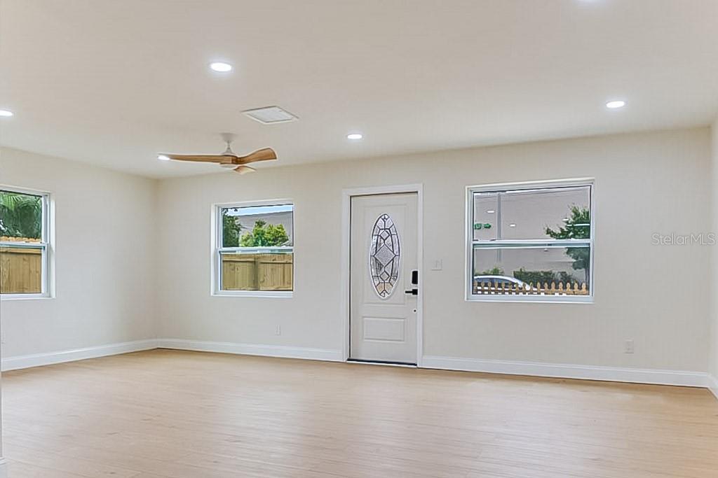 7620 N 74TH STREET