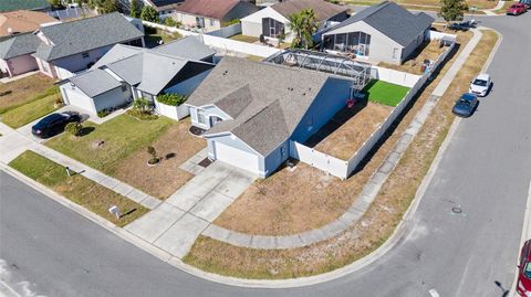 A home in PLANT CITY