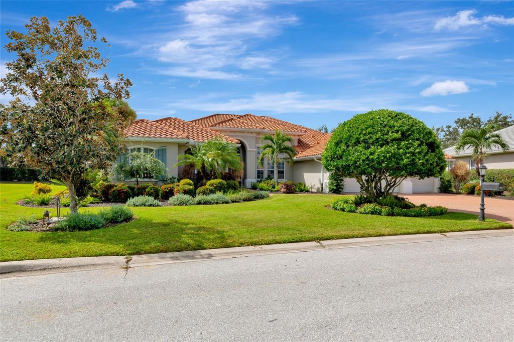 Photo of 10014 Day Lily Court, Bradenton, FL 34212 (MLS # A4667452)