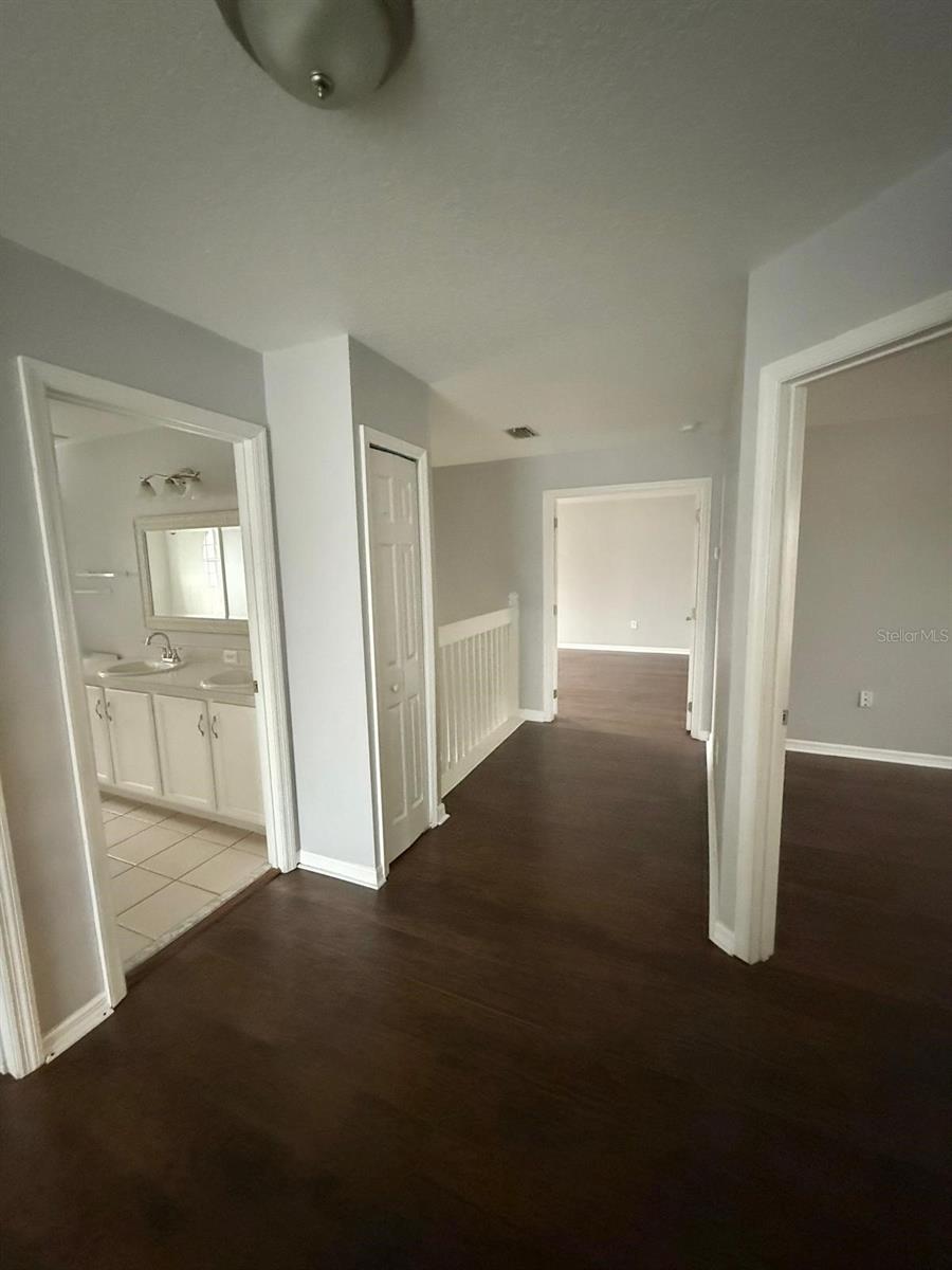 HUNTERS CREEK TR 526 PH 01 - Residential Lease